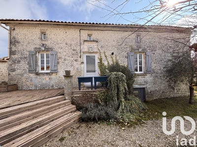 /international/fr/viville-charente-310098169792/