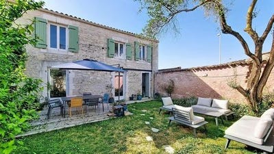 /international/fr/salles-sur-mer-charente-310108422602/