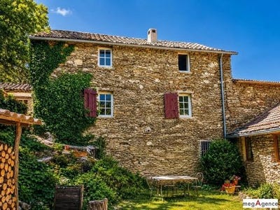 /international/fr/saint-etienne-vallee-francaise-languedoc-roussillon-310108762858/