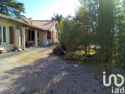 /international/fr/les-eglisottes-et-chalaure-aquitaine-310097284849/