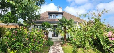 /international/fr/rouxmesnil-bouteilles-upper-normandy-310101496505/?lang=it