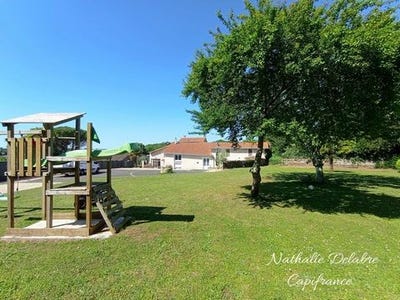 /international/fr/saivres-charente-310100402958/