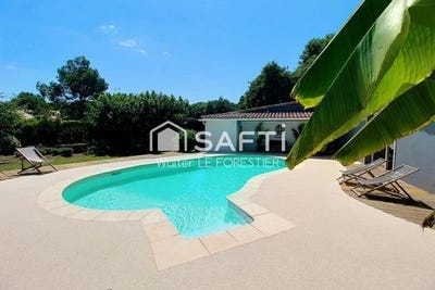 /international/fr/lacanau-aquitaine-310100403651/?lang=en