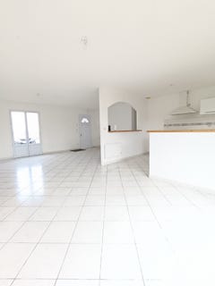 /international/fr/saint-cyr-du-doret-charente-310105263211/