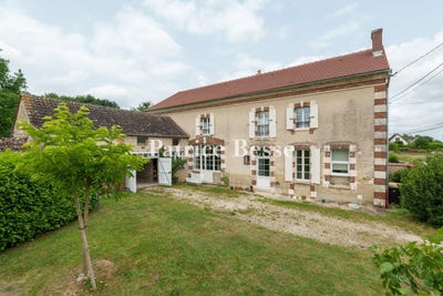/international/fr/auxerre-burgundy-310100496807/?lang=zh-tw