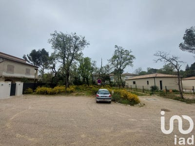 /international/fr/carpentras-provence-alpes-cote-d-azur-310099279802/