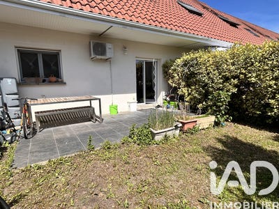 /international/fr/clermont-ferrand-auvergne-310108419192/