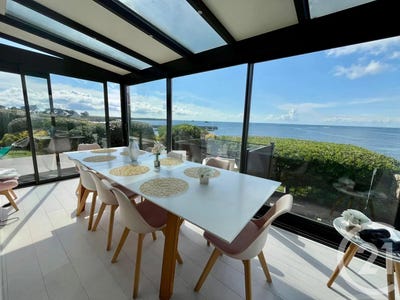 /international/fr/saint-pierre-quiberon-brittany-310099620595/