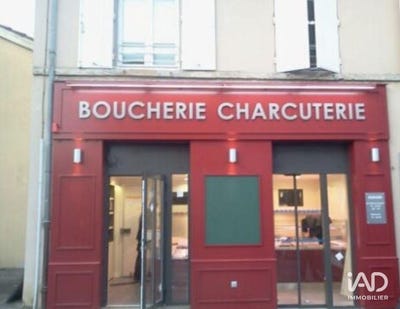 /international/fr/saint-gilles-burgundy-310103612278/