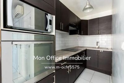 /international/fr/aubagne-provence-alpes-cote-d-azur-310101384634/