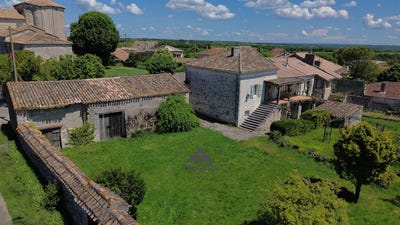 /international/fr/lauzerte-midi-pyrenees-310099630668/