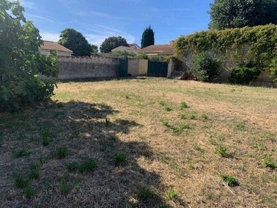 /international/fr/beaucaire-languedoc-roussillon-310108898026/