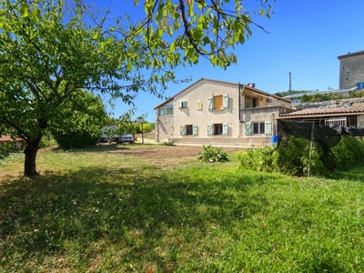 /international/fr/saint-florent-sur-auzonnet-languedoc-roussillon-310108525544/