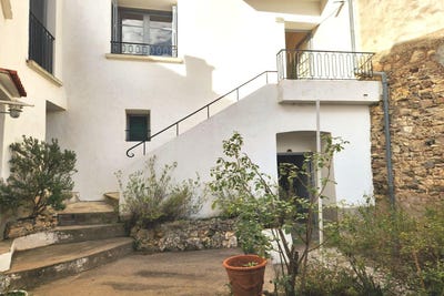/international/fr/belesta-languedoc-roussillon-310105792381/