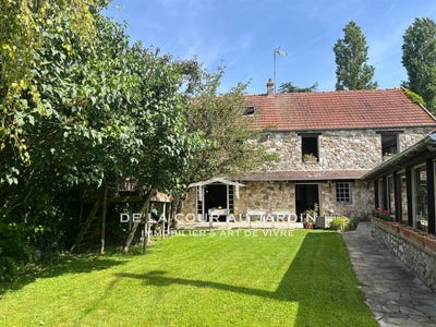 /international/fr/dammartin-en-goele-ile-de-france-310108629129/