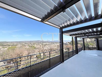 /international/fr/vaison-la-romaine-provence-alpes-cote-d-azur-310098975409/