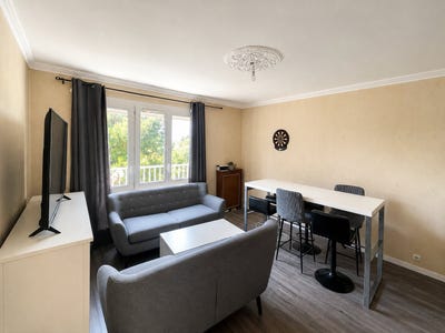 /international/fr/reze-pays-de-la-loire-310108969060/