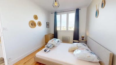 /international/fr/rue-louise-michel-venissieux-rhone-310108283985/