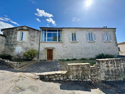 /international/fr/gajan-languedoc-roussillon-310120013352/