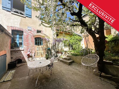 /international/fr/joigny-burgundy-310107650516/