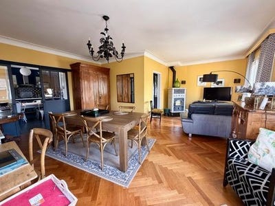 /international/fr/niort-charente-310108565881/?lang=th
