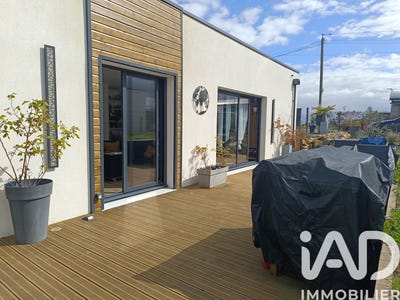 /international/fr/cinq-mars-la-pile-centre-val-de-loire-310106793278/