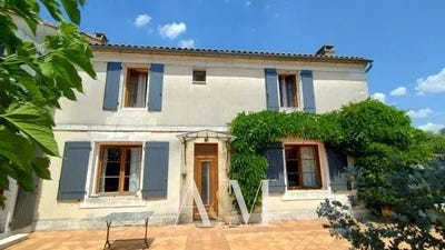 /international/fr/angouleme-charente-310105236075/
