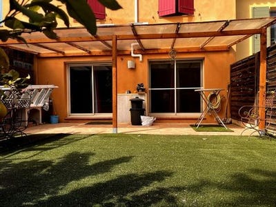 /international/fr/gonfaron-provence-alpes-cote-d-azur-310107863357/