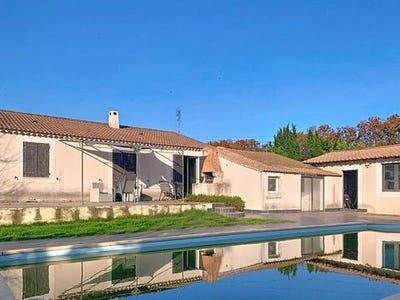 /international/fr/tresques-languedoc-roussillon-310102346951/