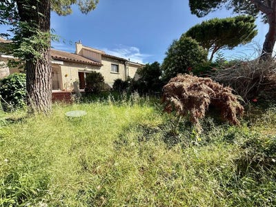 /international/fr/la-grande-motte-languedoc-roussillon-310109224018/