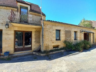 /international/fr/sireuil-sireuil-charente-310107558715/