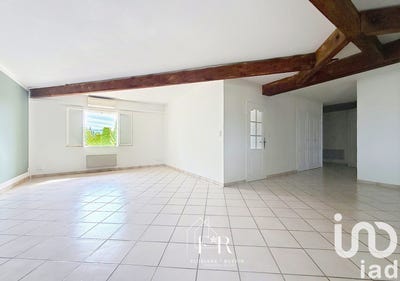 /international/fr/carpentras-provence-alpes-cote-d-azur-310098795041/