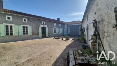 /international/fr/saint-ciers-champagne-charente-310109076534/?lang=it