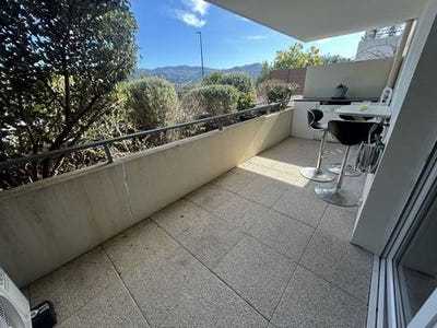 /international/fr/plan-de-cuques-provence-alpes-cote-d-azur-310105969752/