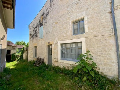 /international/fr/jonzac-charente-310108565067/