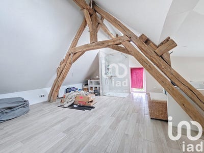 /international/fr/mehun-sur-yevre-centre-val-de-loire-310100364807/