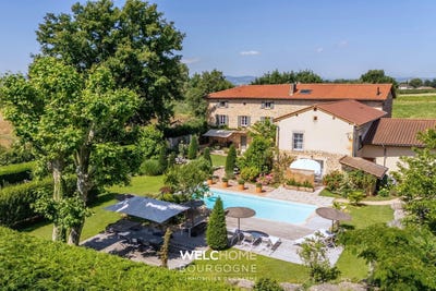/international/fr/charnay-rhone-310107598651/
