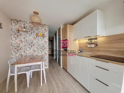 /international/fr/saint-raphael-provence-alpes-cote-d-azur-310101108597/?lang=id