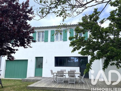 /international/fr/loix-charente-310108133492/