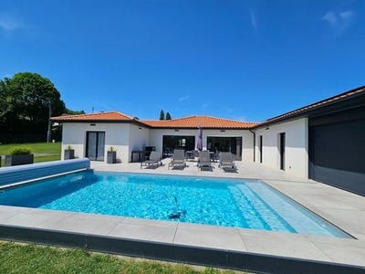 /international/fr/montpensier-auvergne-310108530670/