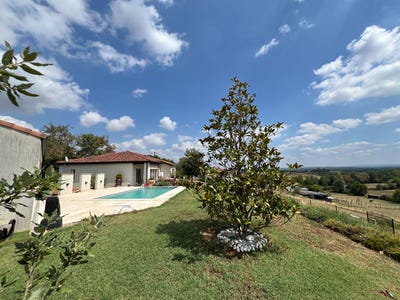 /international/fr/caussade-midi-pyrenees-310109761371/