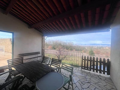 /international/fr/barjac-languedoc-roussillon-310106381144/