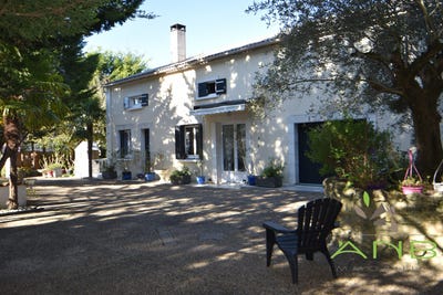 /international/fr/l-isle-d-espagnac-charente-310107245580/