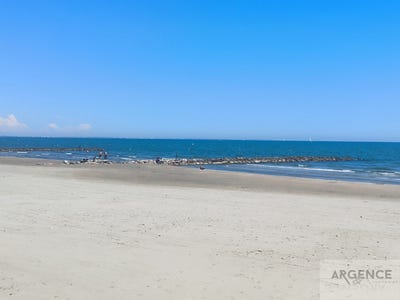 /international/fr/mauguio-languedoc-roussillon-310107599879/