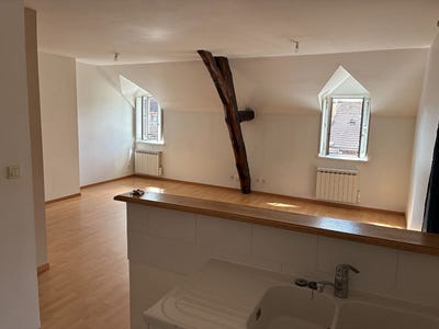 /international/fr/chalon-sur-saone-burgundy-310108651083/