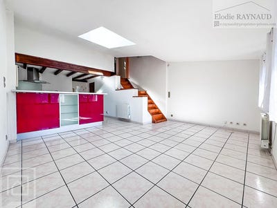 /international/fr/168-rue-de-la-grande-charriere-centre-du-village-la-boisse-rhone-310107944305/