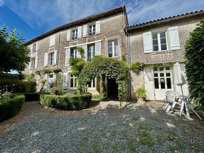 /international/fr/la-mothe-saint-heray-charente-310109022815/?lang=th