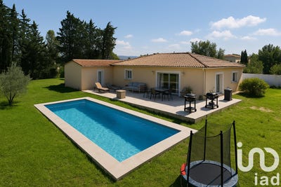 /international/fr/rochefort-du-gard-languedoc-roussillon-310097545712/?lang=zh-cn
