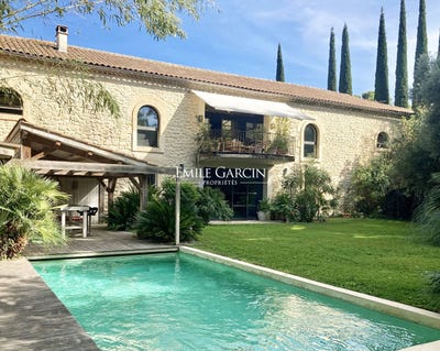 /international/fr/sommieres-languedoc-roussillon-310108453365/