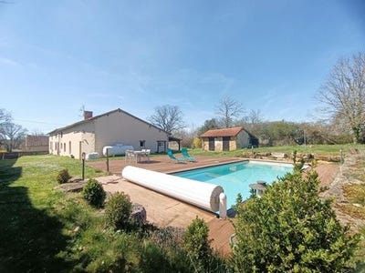 /international/fr/moulismes-charente-310100403305/?lang=zh-tw